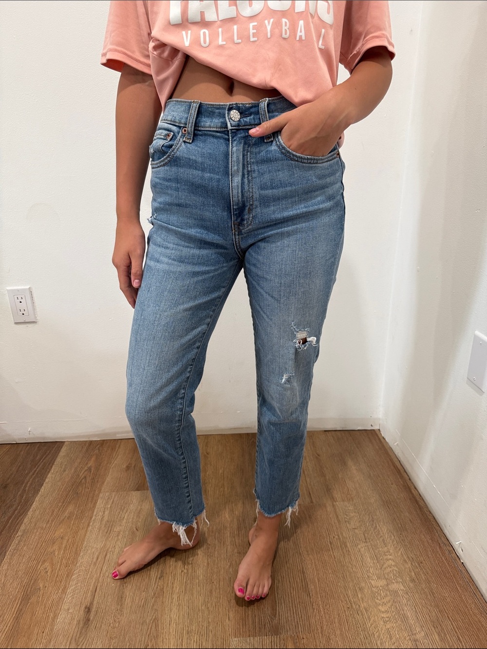 High-Rise Cropped Straight Jeans in Light Blue